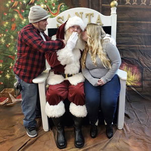 Santa Scott With Maryanne And Family